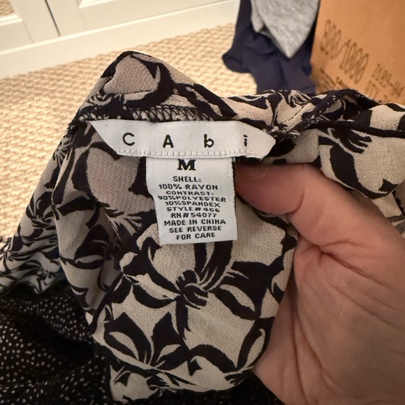 CAbi Black and Cream Floral Midi Skirt Size M - Picture 3 of 5